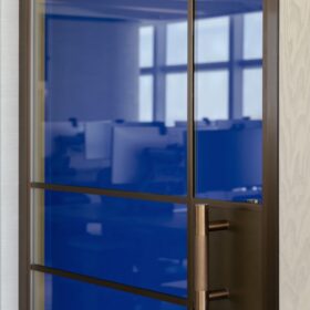 Project: Boston Consulting Group | Edge Symmetry doors | Photography: Tooze Studio